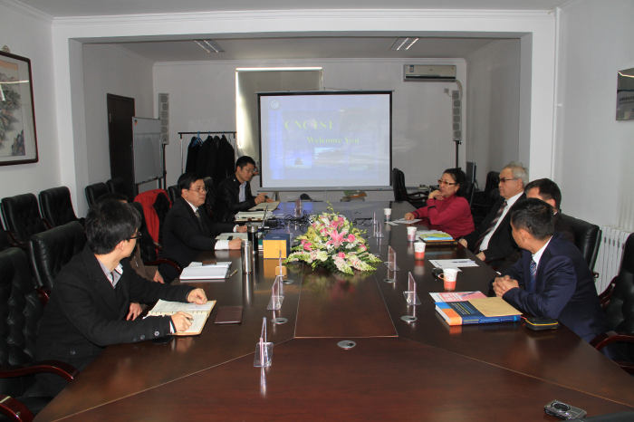 8）2013年4月10日，哈萨克斯坦专家来访全国科技名词委